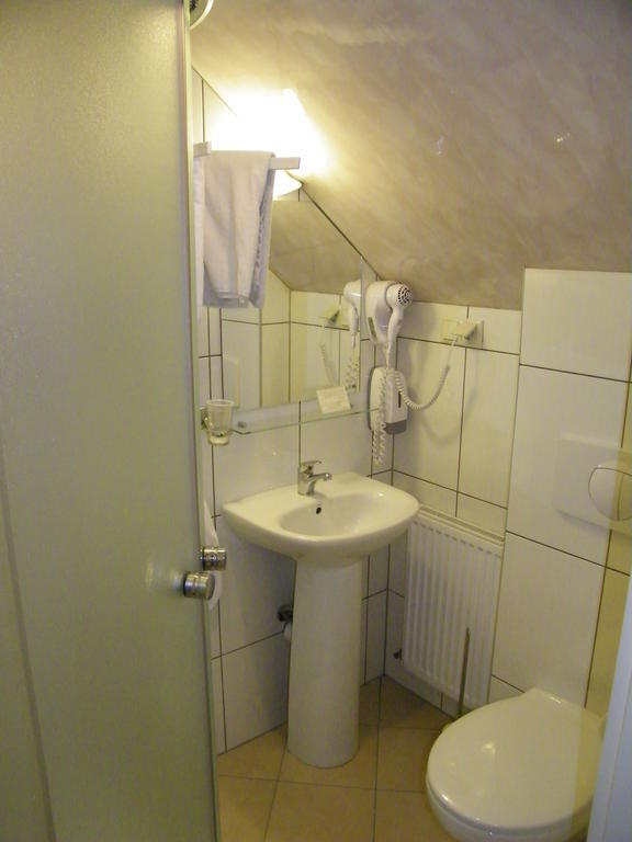 Hotel Restauracja Tawerna 글리비체 객실 사진